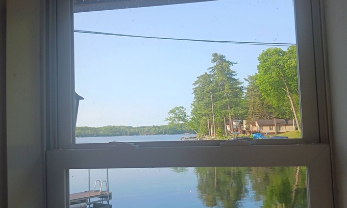 Lake George Cabin | Log Cabin directly on the lake, within 5-10 minutes away from most attractions!