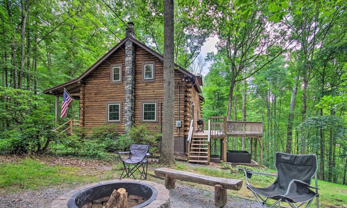 Weaverville Cabin | Log Cabin in the Woods w/ Deck, Game Room, Hot Tub