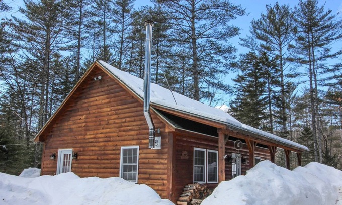 Hanover Cabin | Log Cabin near Sunday River, swim, kayak, hike, golf, bike