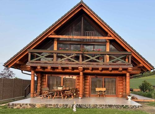 Zavazna Poruba Cabin | LOG CABIN Poludnica