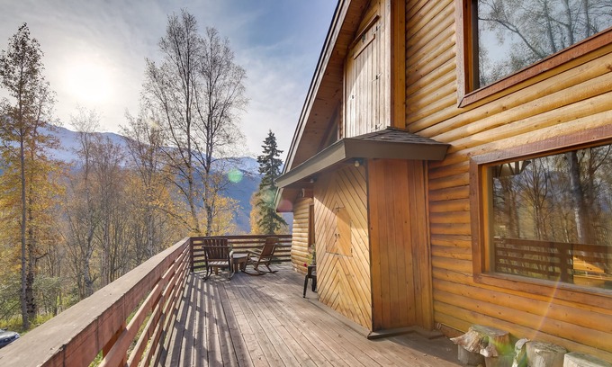 Eagle River Cabin | Log Cabin Rental in Eagle River: Pets Welcome!