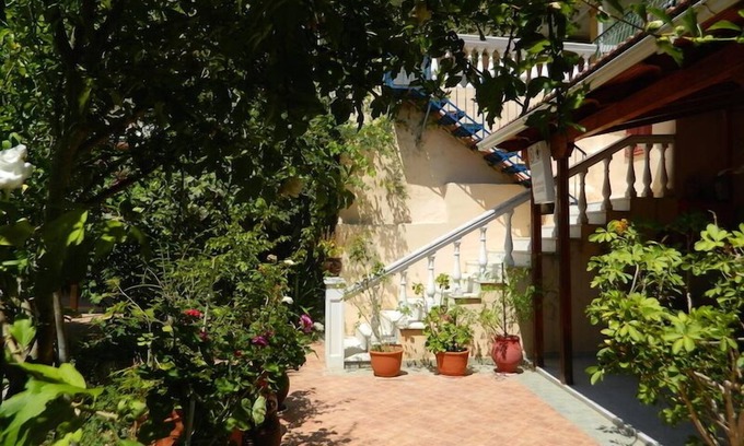 Agia Efimia House | Logaras Apartments