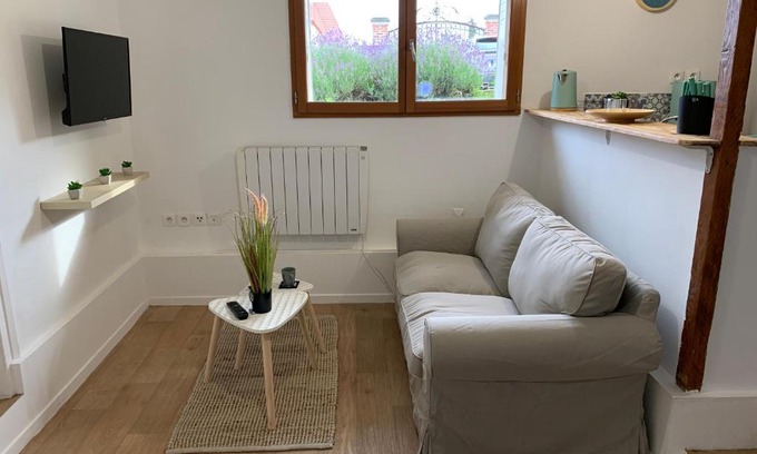 Eaubonne Apartment | Logement à 20 min de Paris avec parking gratuit