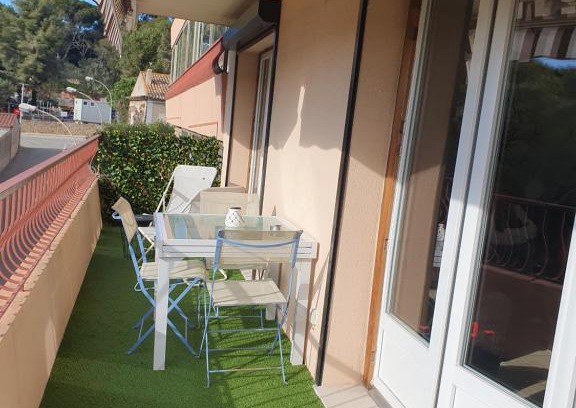 Sanary-sur-Mer Apartment | Logement à Sanary-sur-mer (Var)