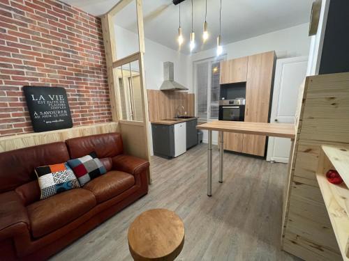 Amboise Apartment | Logement entier: Appartement avec Terrasse Quartier de la Gare