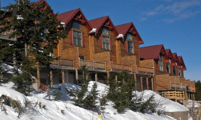 Snowshoe Condo | Loggers Run Lane by Casago