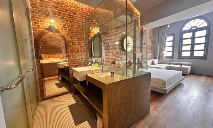 Downtown George Town Hotel | Loke Thye Kee Artiste Boutique Hotel