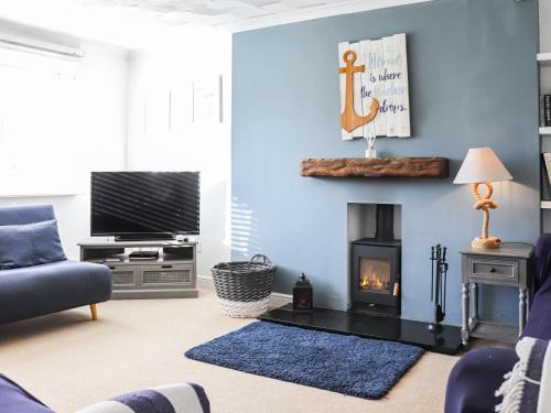 Pentraeth House | Lon Lwyd Isaf