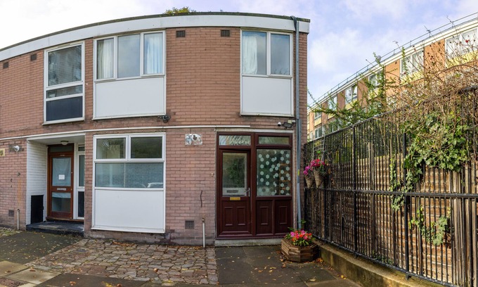 Euston House | London - 4 Bed - Sleeps 8 - Garden - Pet Friendly