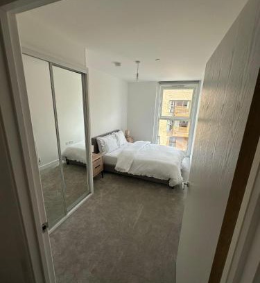 West Hendon Apartment | London Bliss Apartment Retreat