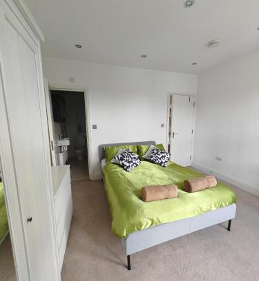 Kilburn Apartment | London Home near central London