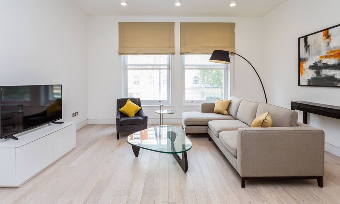 Royal Borough of Kensington and Chelsea Apartment | London Kensington Apartment