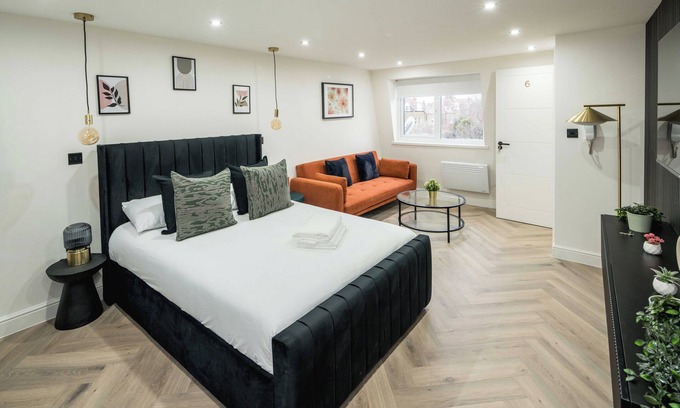West Putney Apartment | London Studio 6
