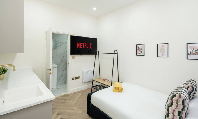 West Putney Apartment | London Stuido 2n
