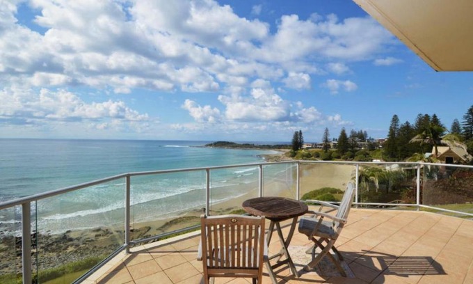 Yamba House | Lonerock Unit 2