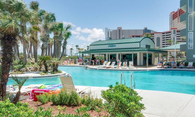 Long Beach Condo | Long Beach by Book That Condo
