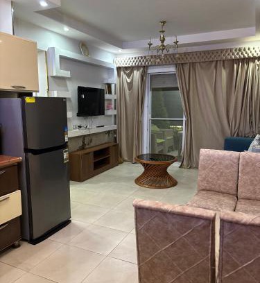 Shurtah al-Dakhlah Ski Chalet | Long Island روميل