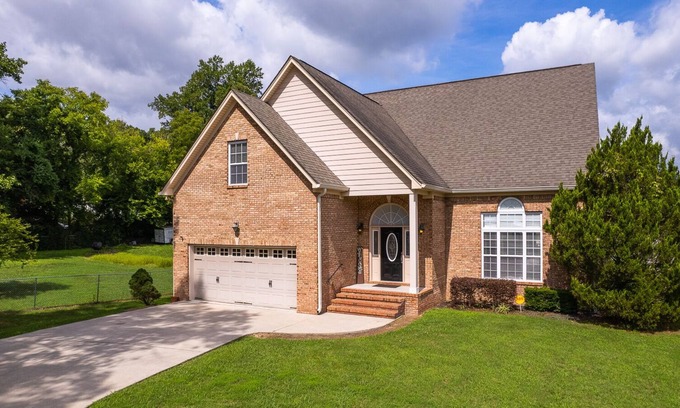 Graysville Ski Chalet | Long-Term Corporate Rental Close to I-75 and Downtown Chattanooga