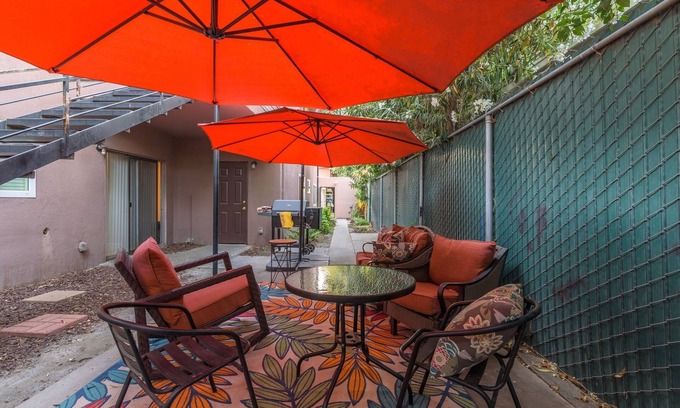 Visalia Apartment | Longer Stay for Travelers Blocks from Hospital and Downtown Security Gates