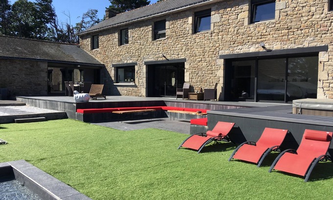 Ploemeur Villa | LONGERE BETWEEN PLOEMEUR AND LARMOR-PLAGE