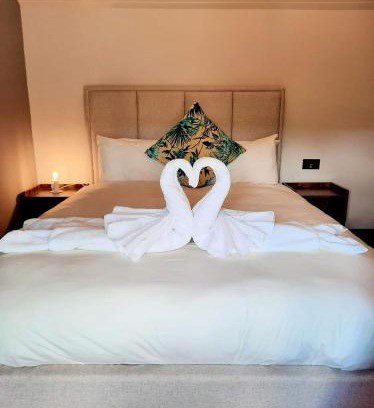 Challacombe House | Longstone Country Cottage - Two Luxury Bedrooms with ensuite bathrooms, Exmoor, Challacombe, North Devon