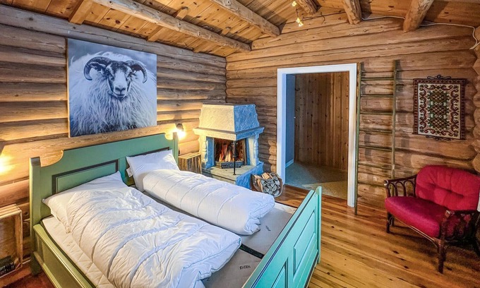 Lillehammer House | Look forward to a fantastic family vacation close to nature in this cozy vacation home.