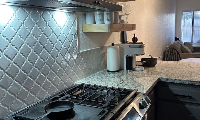 Atascadero Condo | Looking for mid-term housing? Consider our fully furnished & cozy condo!