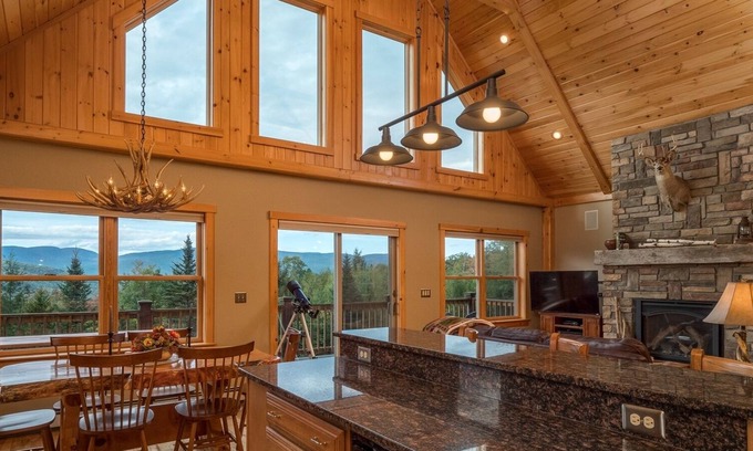 Bethel House | Lookout Lodge with Incredible Mountain Views