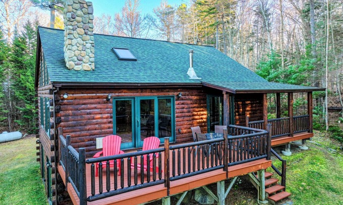 Greenville Cabin | Loon Lodge on Wilson Pond