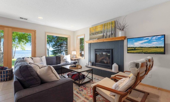 Walker House | Loon's Landing On Leech Lake