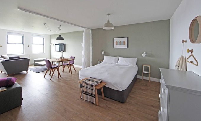 John O'Groats House | Lord Clyde - 1-bed Luxury Studio Apartment