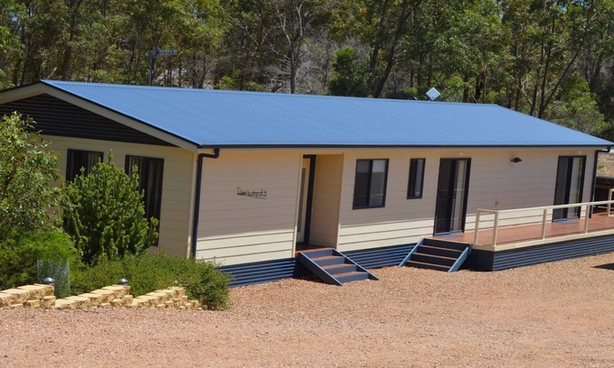 Lake Wangary House | Lord's Retreat is a modern holiday home surrounded by peaceful bushlands