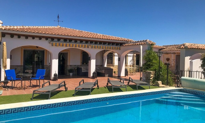 Montefrio Villa | Los Arrendajos, les Geais, Montefrio, Grenade