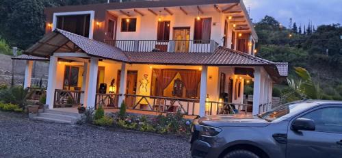 Banos de Agua Santa Hotel | Los Arupos