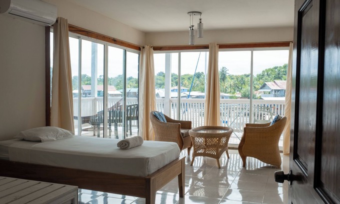 Carenero Island Hotel | Los Balcones over the sea