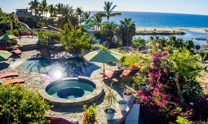 Todos Santos Hotel | Los Colibris Casitas