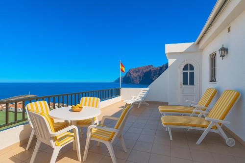 Los Gigantes Apartment | Los Gigantes Sea View By Paramount Holidays