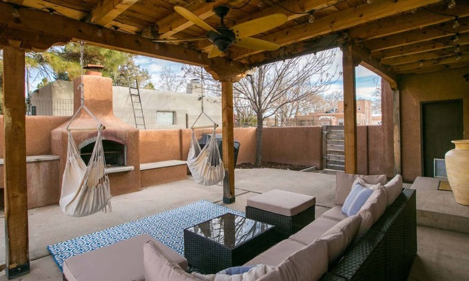 Alamedan Valley House | Los Ranchos Elegant Adobe