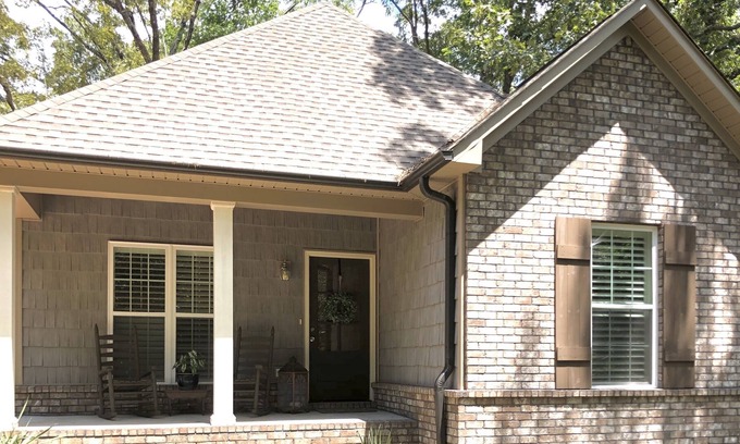 Oxford House | Lost Texans Cottage in the woods