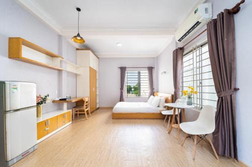 District 9 Bed & Breakfast | LOT Hotel