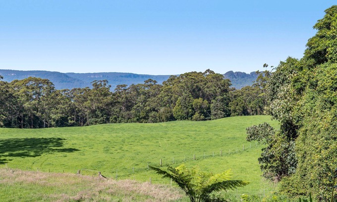Bellawongarah House | Lothlorien - Mystical retreat on top of Berry Mountain