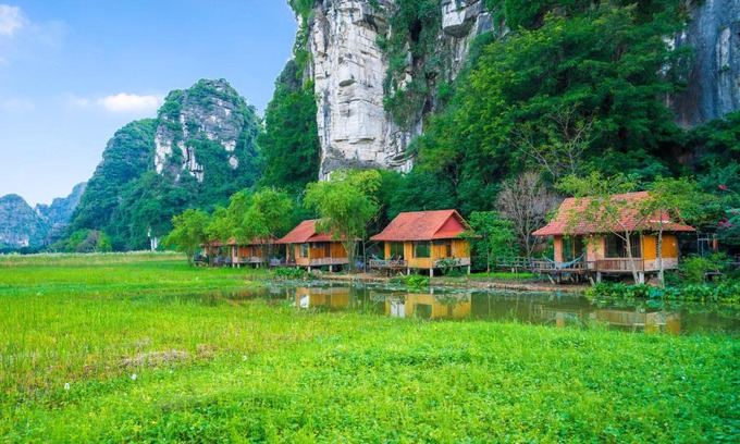 Hoa Lu House | Lotus Field Homestay
