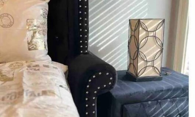 Cliftondale House | Louie V Glam & Spacious