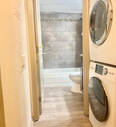 Buechel Apartment | Louisville Derby Special! 2 Queen Bdr
