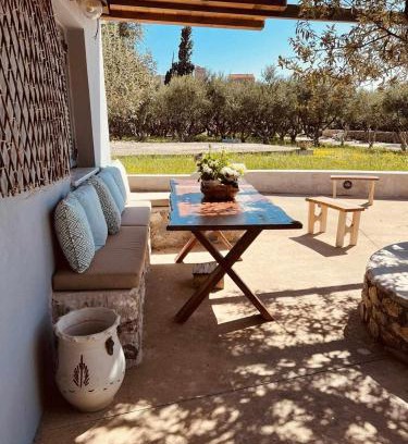East Mani Apartment | LOURA MANI'S 1