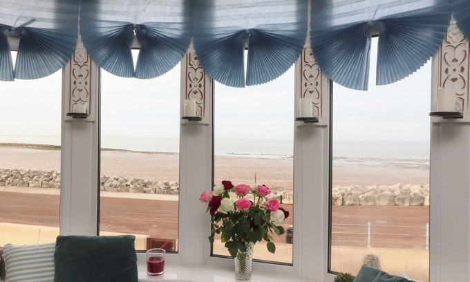 Morecambe Cottage | Love Nest
