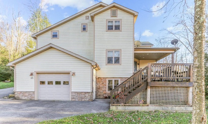 Canaan Valley House | Love to bike, hike or ski? Summerhaven is the perfect place to be!!