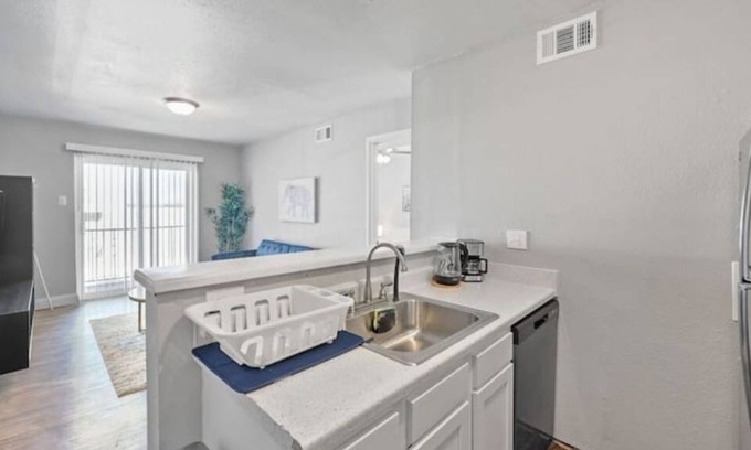 Vickery Meadow Apartment | Lovely 1BR Apt Fully Equipped Kitchen