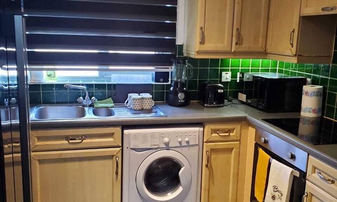 River Apartment | Lovely 2 Bed Apartment in East London