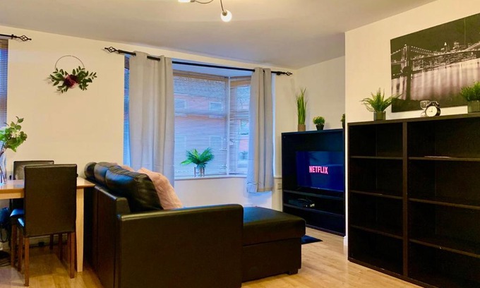 Erdington Apartment | Lovely 2 bed Ground floor flat with free Parking